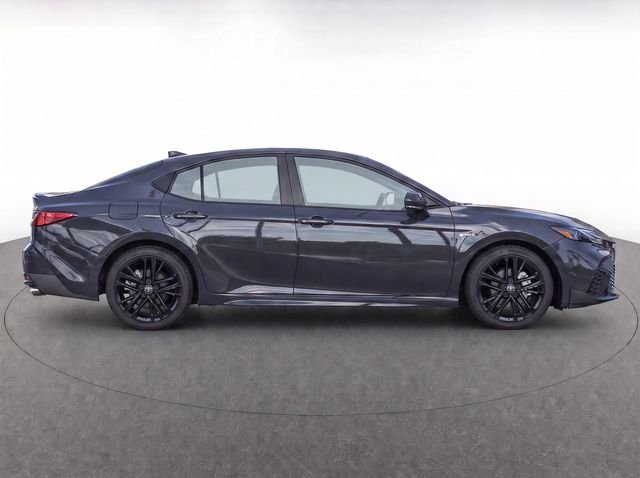 Used 2025  Toyota SE image 8