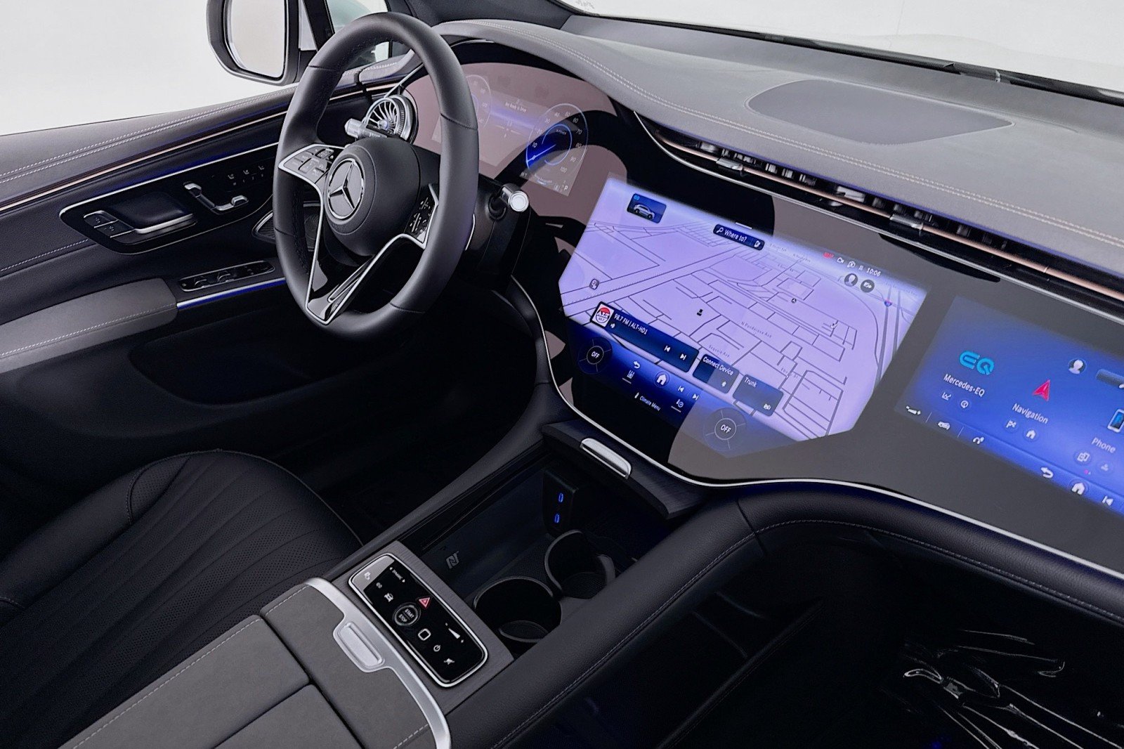 New 2026 Polar White Mercedes-Benz EQS 400 4MATIC® SUV image 15