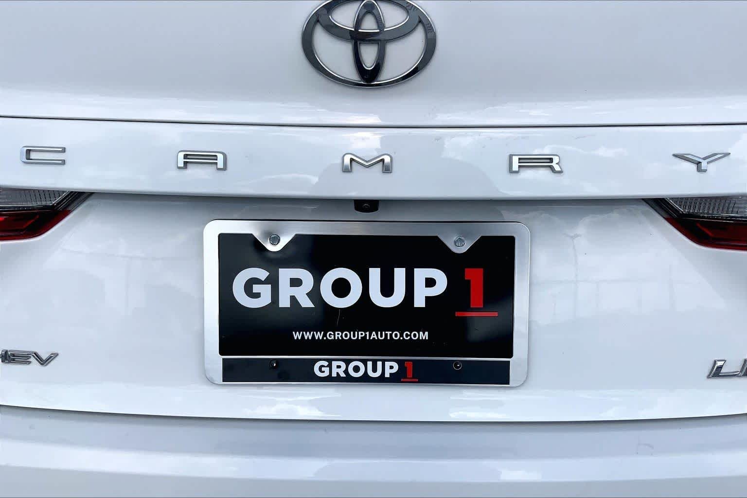 Used 2025 Ice Cap Toyota LE image 10