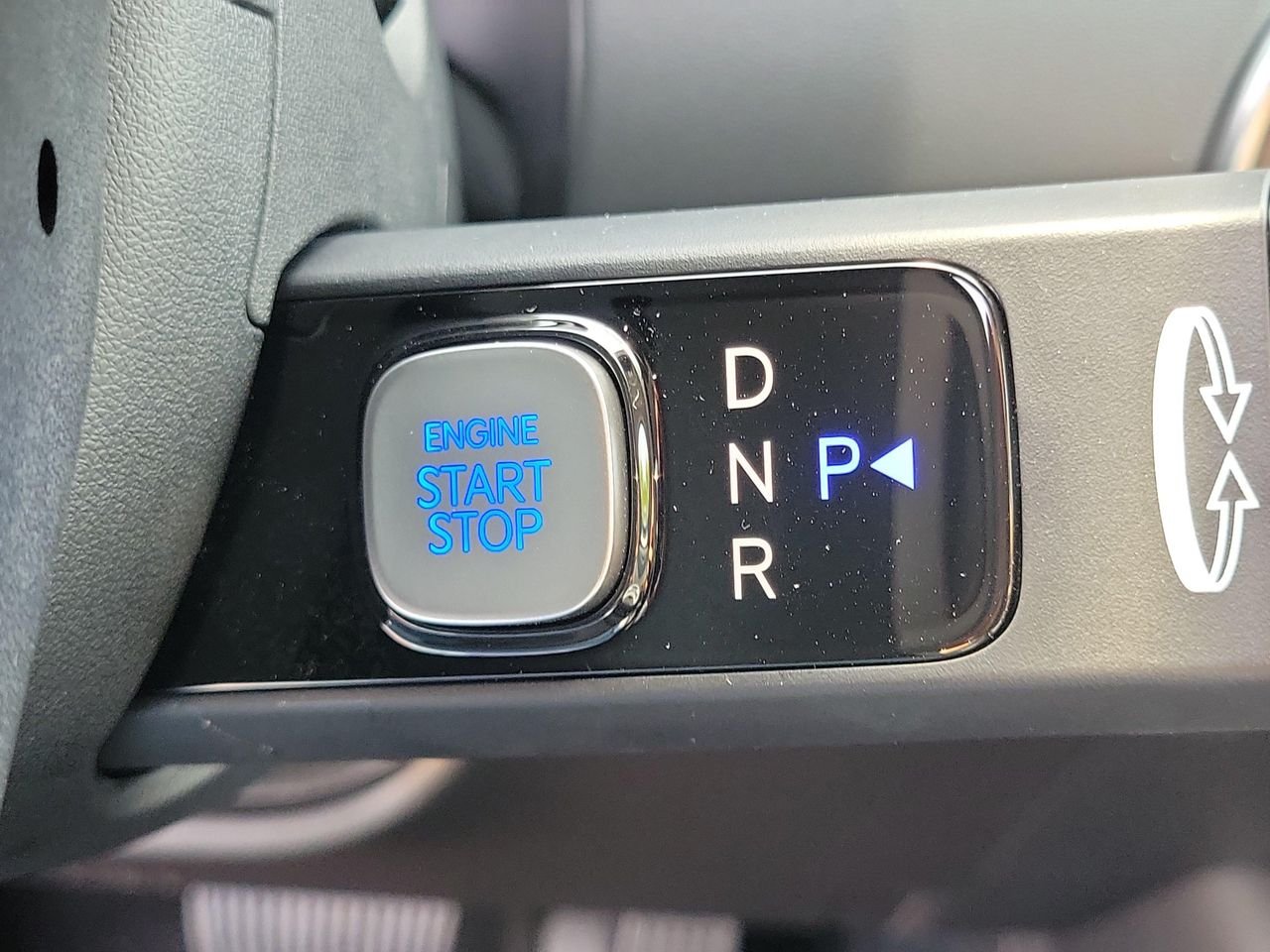 New 2026 Classy Blue Pearl Hyundai SEL 8P image 28