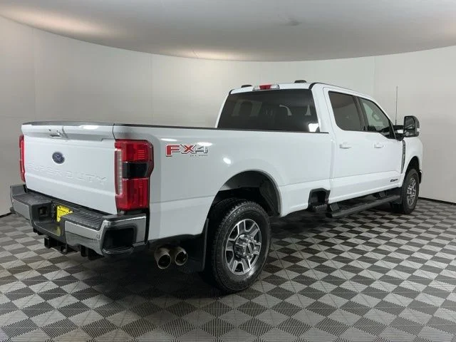 Certified Used 2025 White Ford Lariat image 4