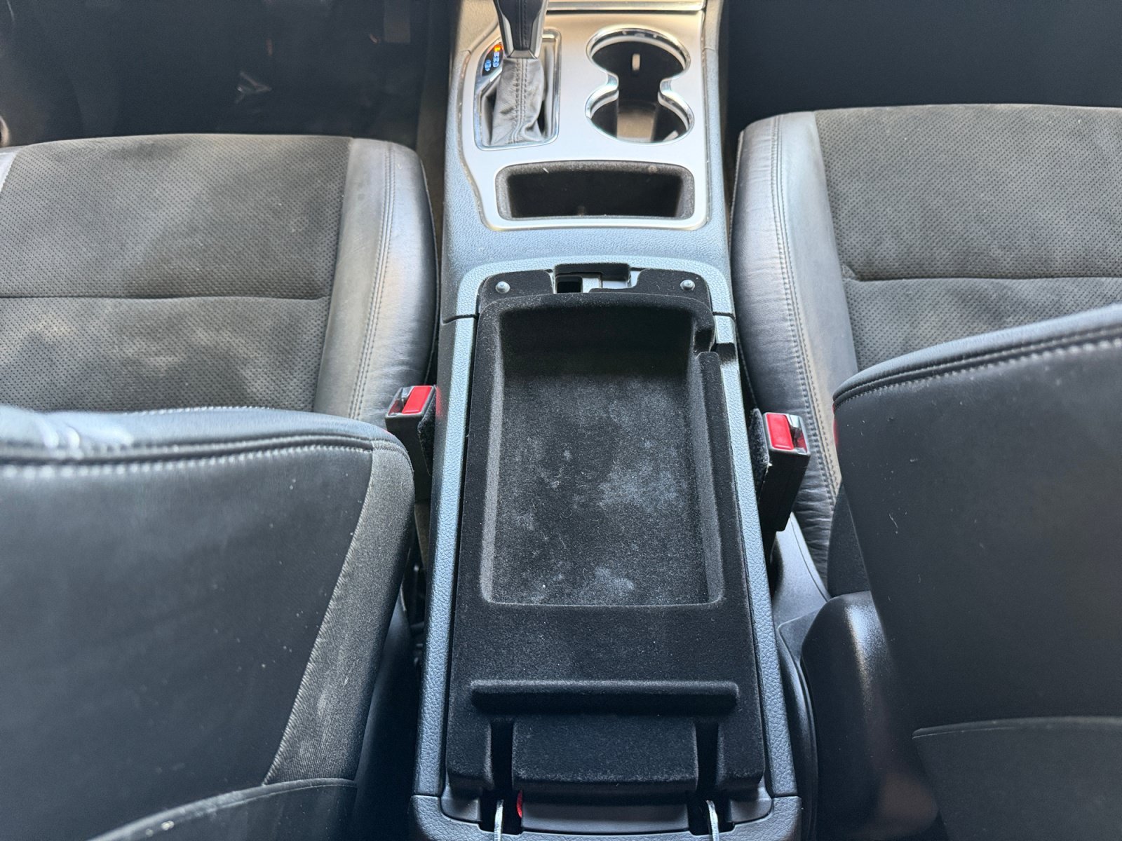 Certified Used 2017 Bright White Clearcoat Jeep Altitude image 20