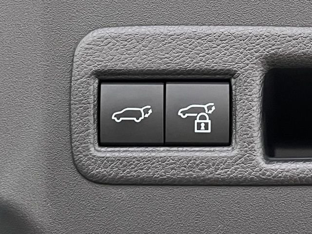 Certified Used 2026  Toyota XLE image 13