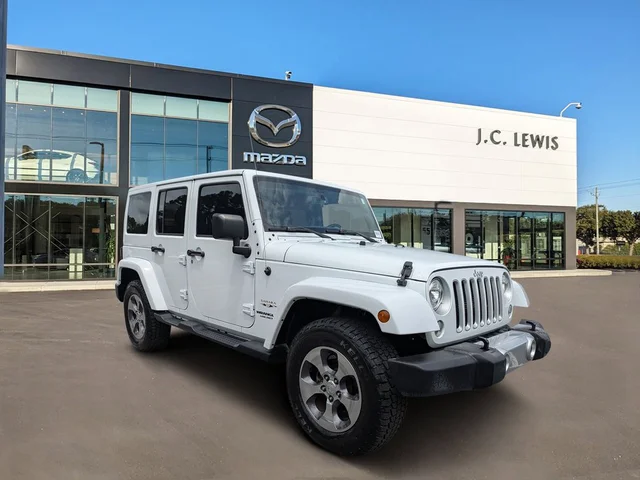 2017 Jeep Wrangler Unlimited Sahara