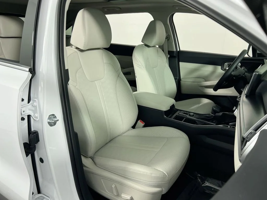 2026 Kia Sorento EX - Photo 30