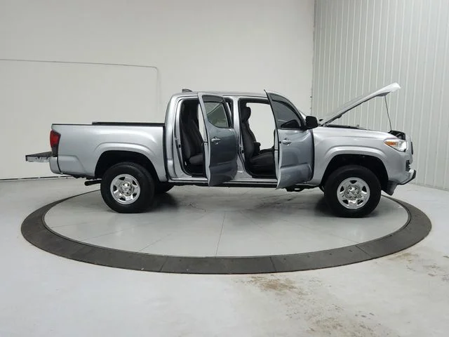 Used 2022 Silver Toyota SR image 16