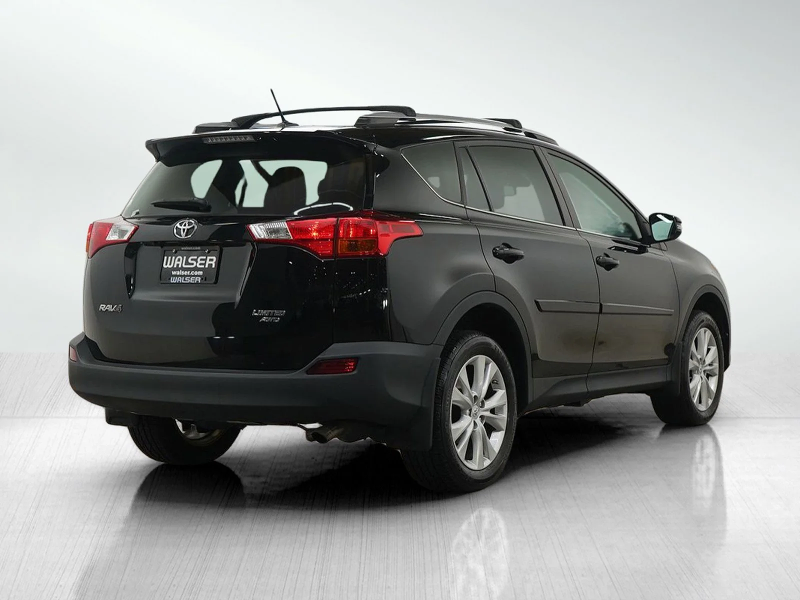 Used 2015 Black Toyota AWD 4dr Limited image 6