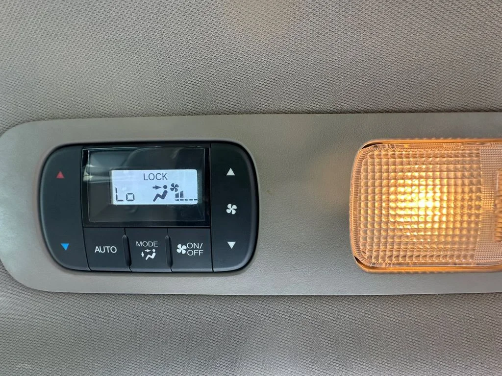 Used 2019 White Honda EX-L image 38