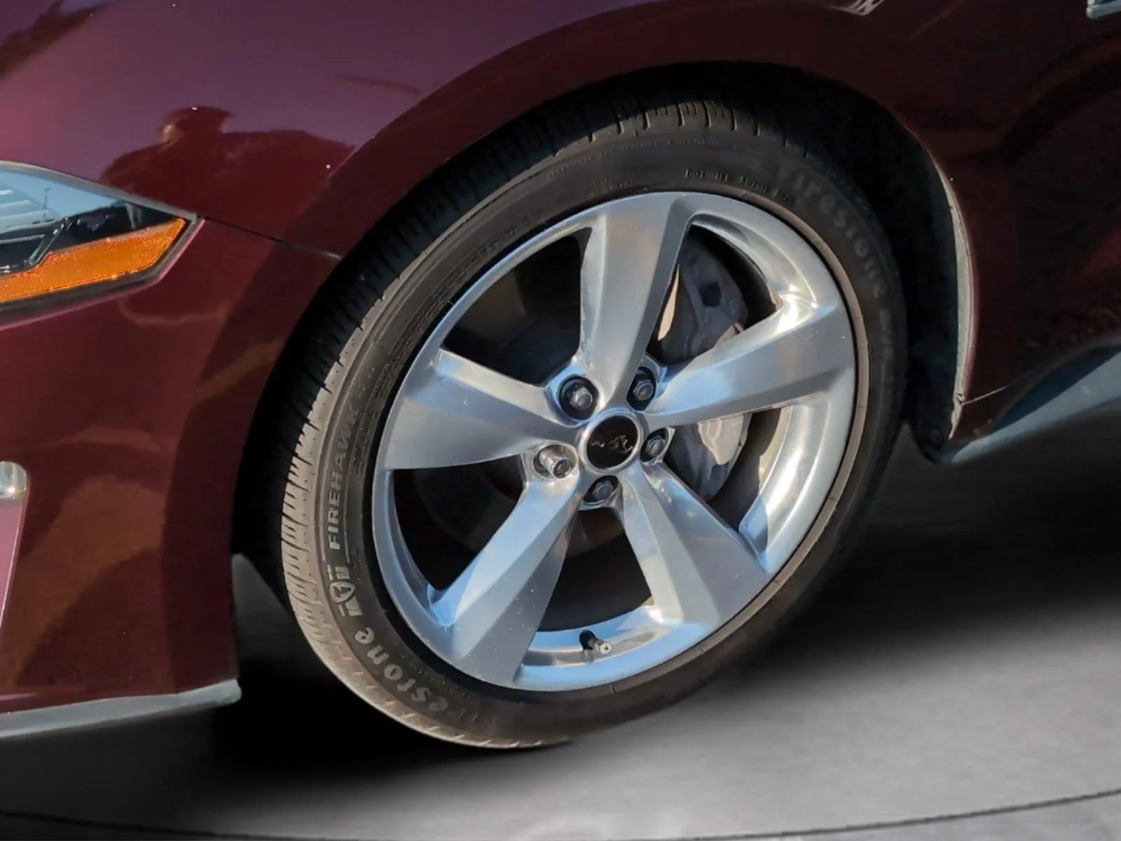 Used 2018 Royal Crimson Metallic Tinted Clearcoat Ford GT Premium image 31
