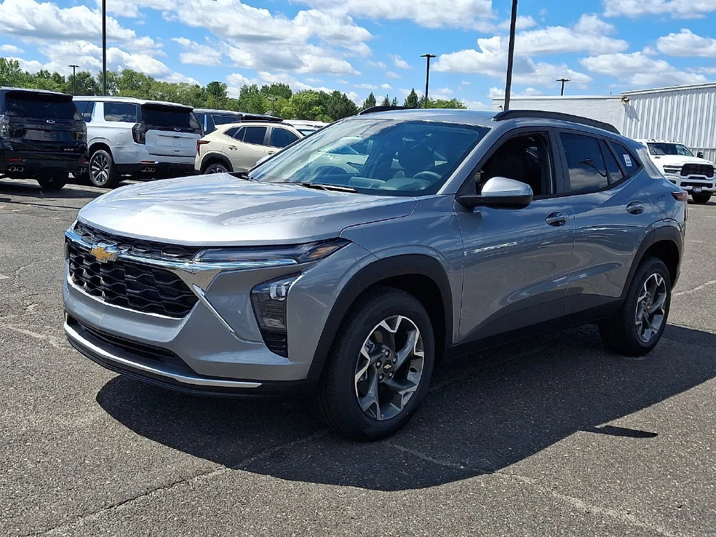 New 2026 Sterling Gray Metallic Chevrolet LT image 4