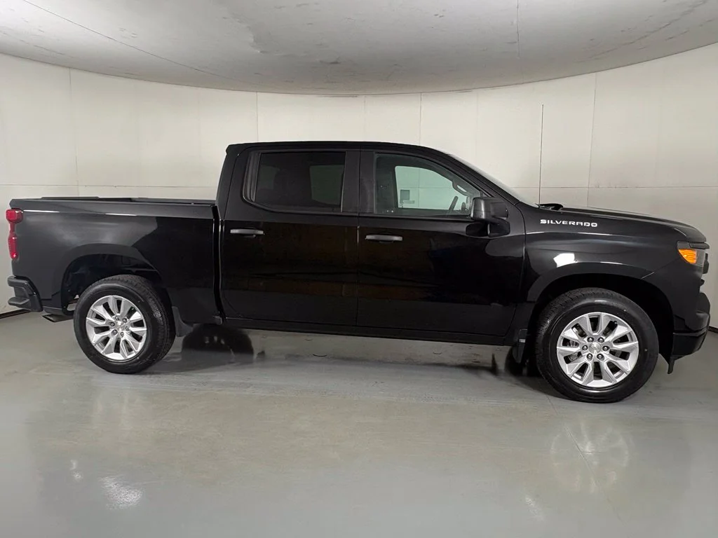 Used 2024 Black Chevrolet Custom image 11