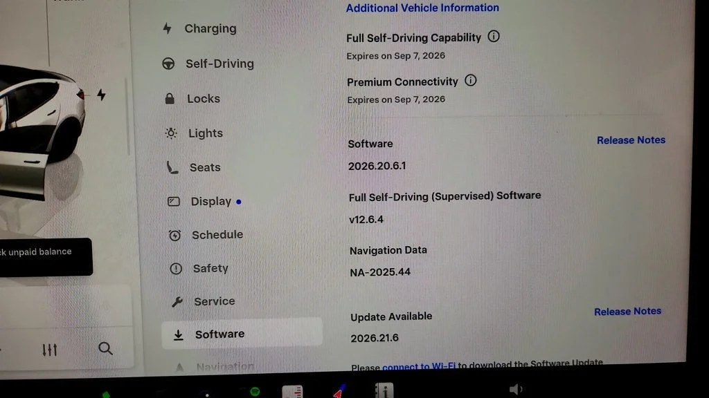 Used 2023 Pearl White Multi-Coat Tesla Performance AWD w/ White & Black Premium Interior image 17
