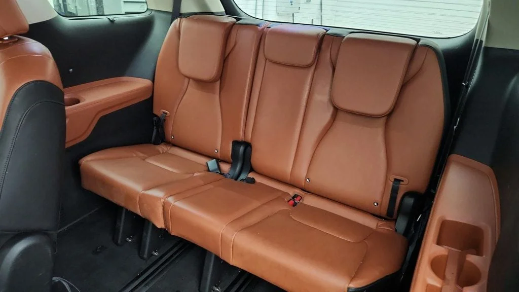 Used 2025 Aurora Black Pearl Kia SX FWD w/ Rear Seat Entertainment & Dark Edition Pkg image 22