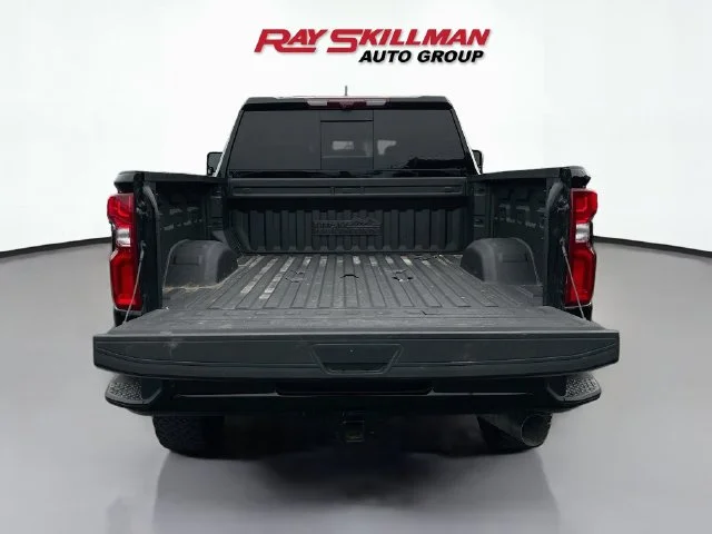Used 2024 Black Chevrolet High Country image 27