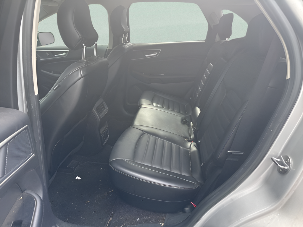 Used 2018 Silver Ford SEL image 23