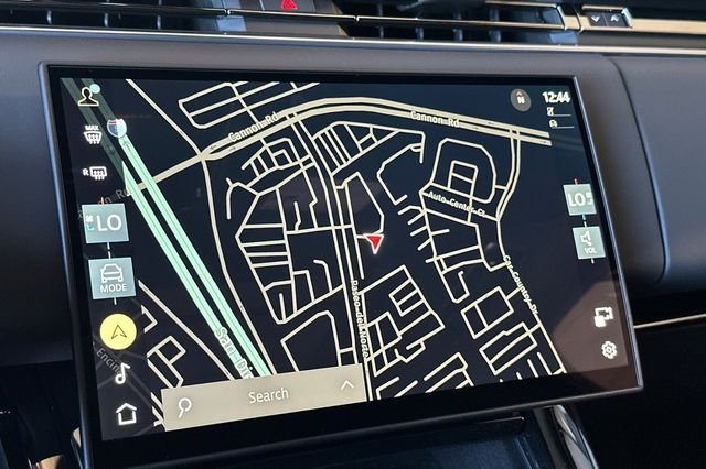 New 2026 Borasco Grey Land Rover Dynamic SE image 18