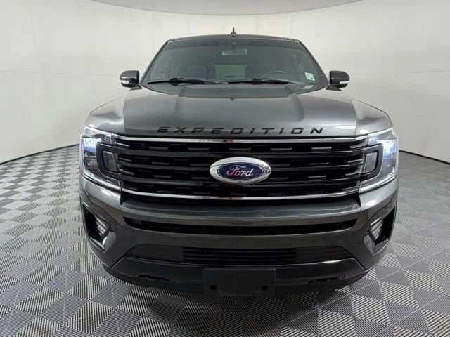 Used 2019 Gray Ford Limited image 2