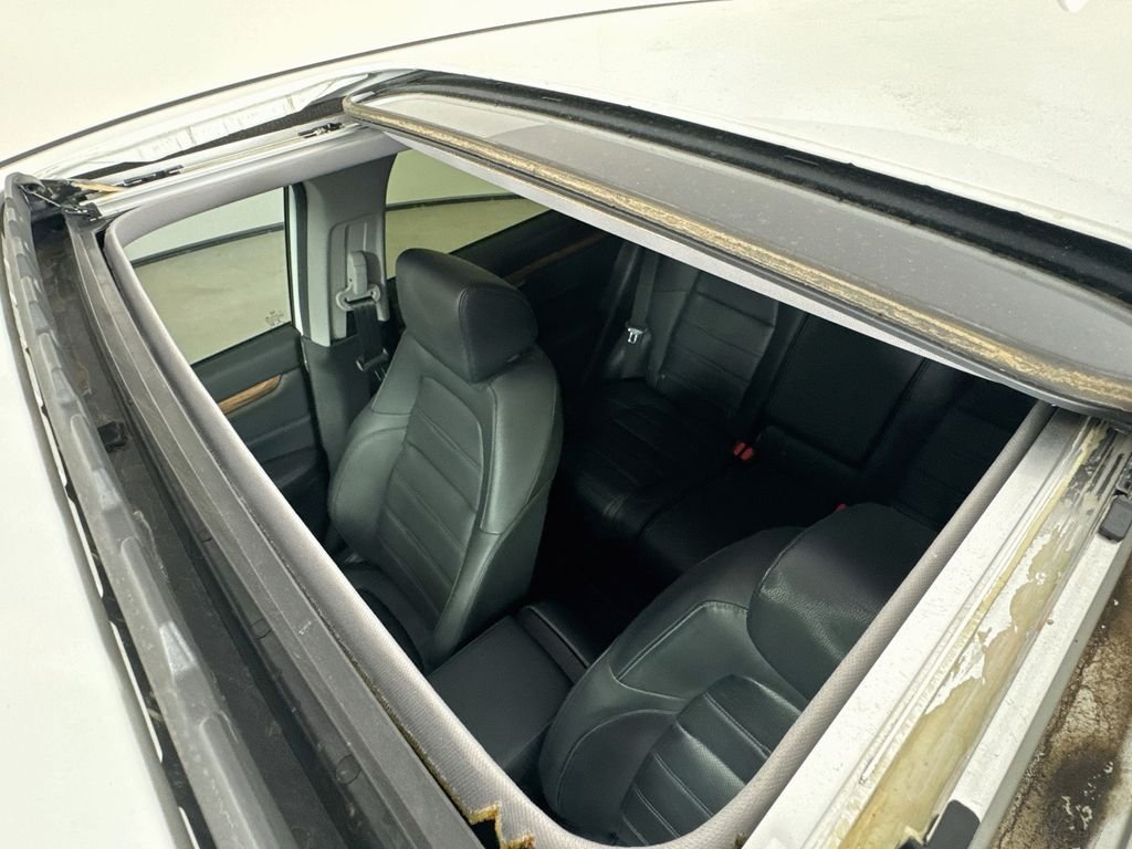 Used 2019 White Honda EX-L image 26