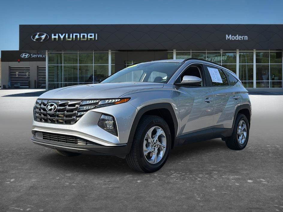 Used 2023 Shimmering Silver Hyundai SEL image 1