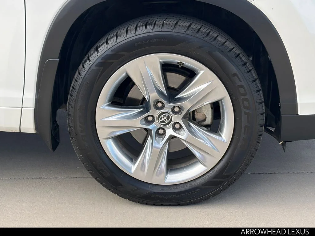 Used 2016 White Toyota Limited image 10