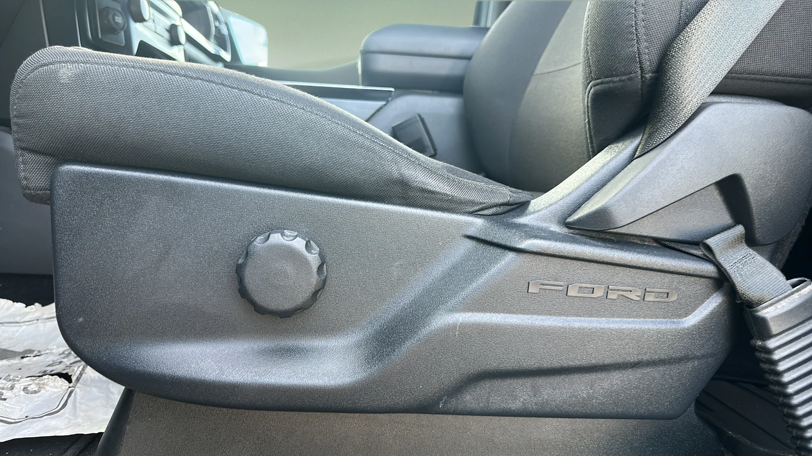 Used 2023 Blue Ford XL image 11
