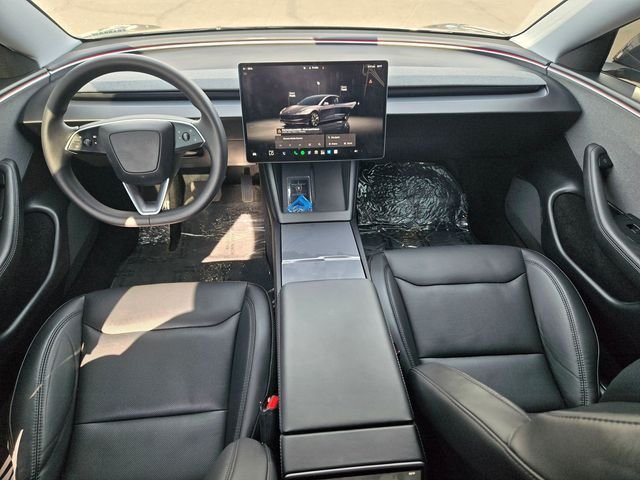 Used 2025  Tesla  image 9