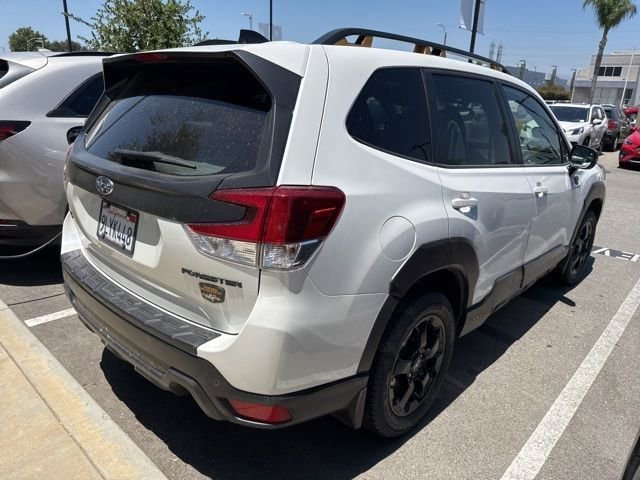 Used 2024 Crystal White Pearl Subaru Wilderness image 5