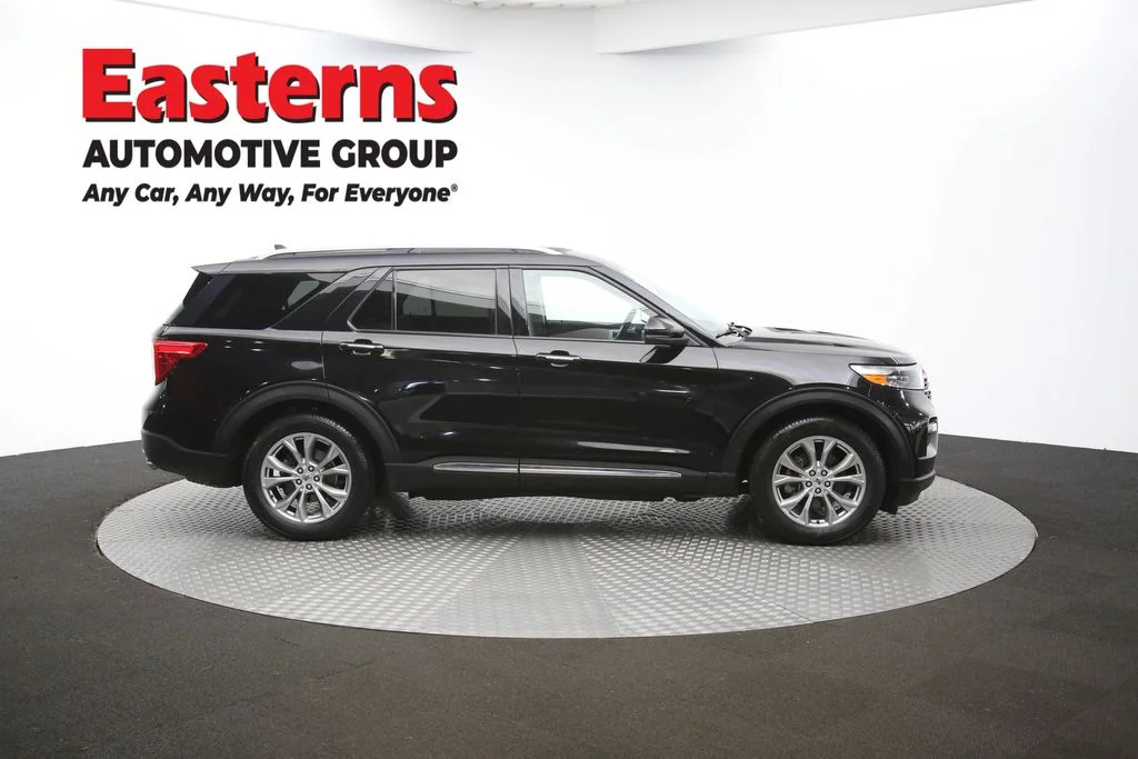 Used 2023 Black Ford Limited image 44
