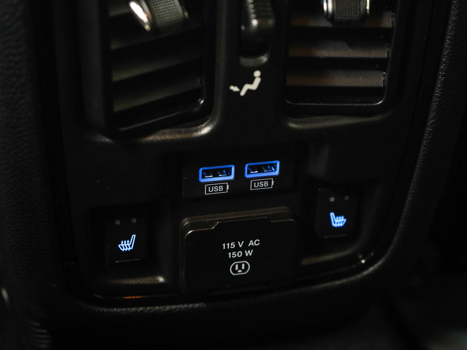 Used 2023 Vapor Gray Dodge R/T image 22