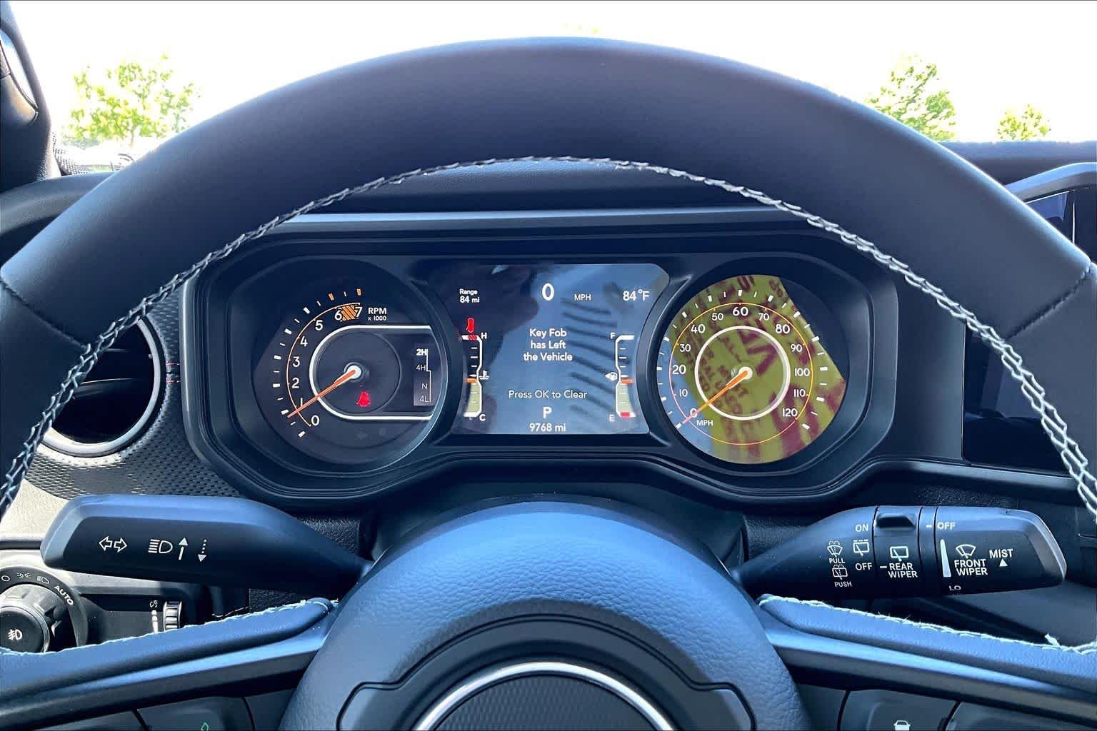 Used 2025 41 Jeep Rubicon image 26