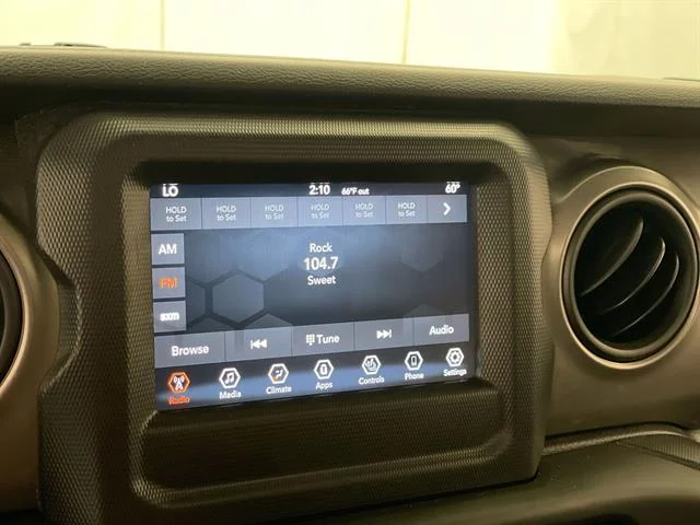 Used 2021 GRAY Jeep Sport image 13