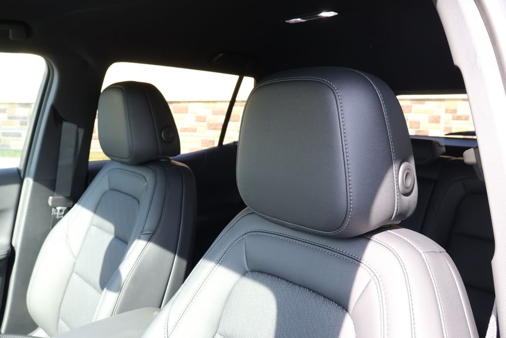 2027 Chevrolet Equinox LT - Photo 15