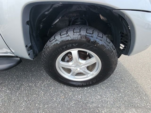 Used 2013 Silver Toyota Base image 18
