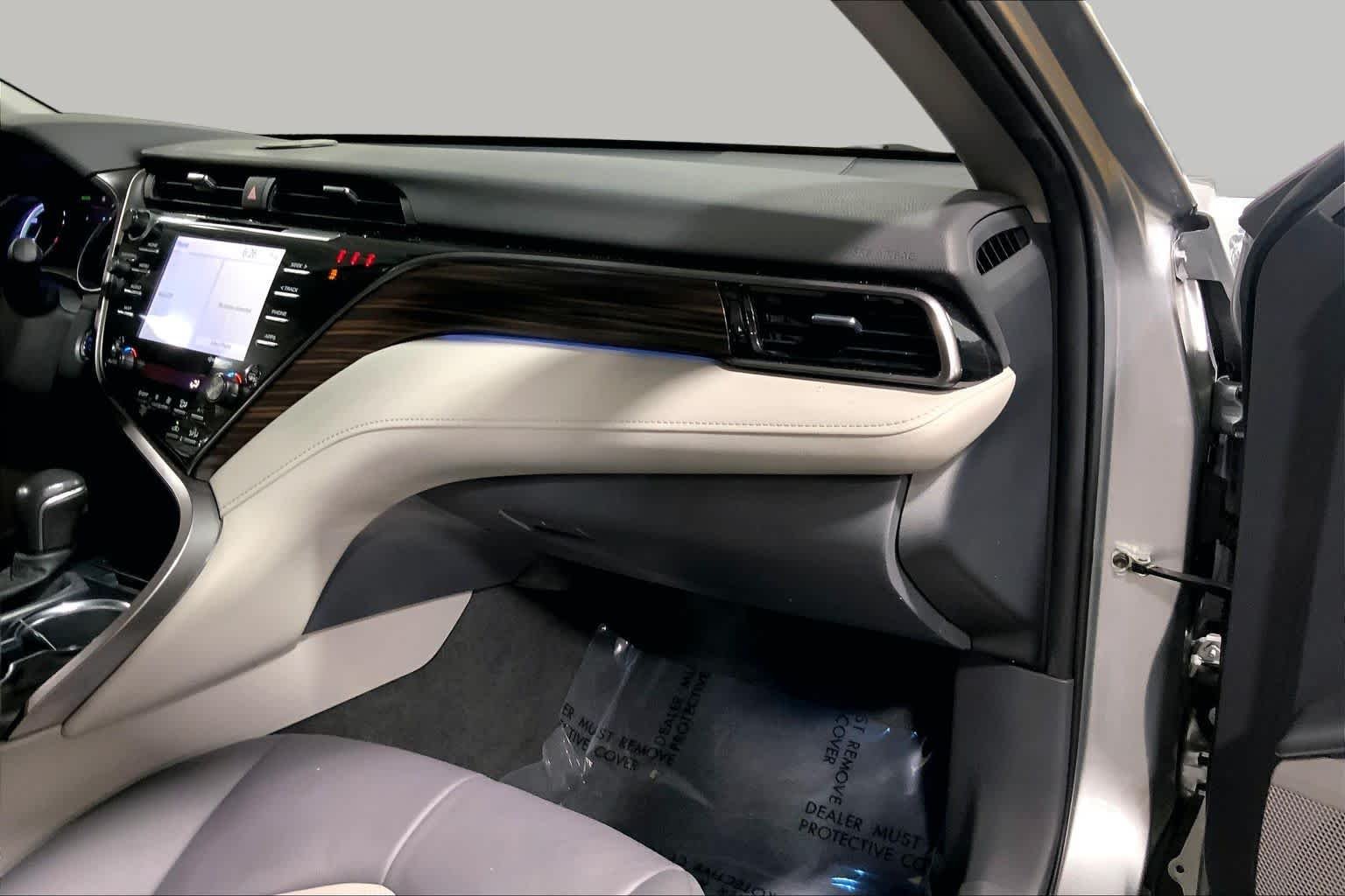Certified Used 2020 Celestial Silver Metallic Toyota Hybrid XLE image 19