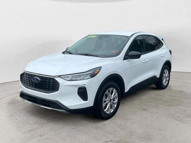 Used 2025 White Ford Active image 1