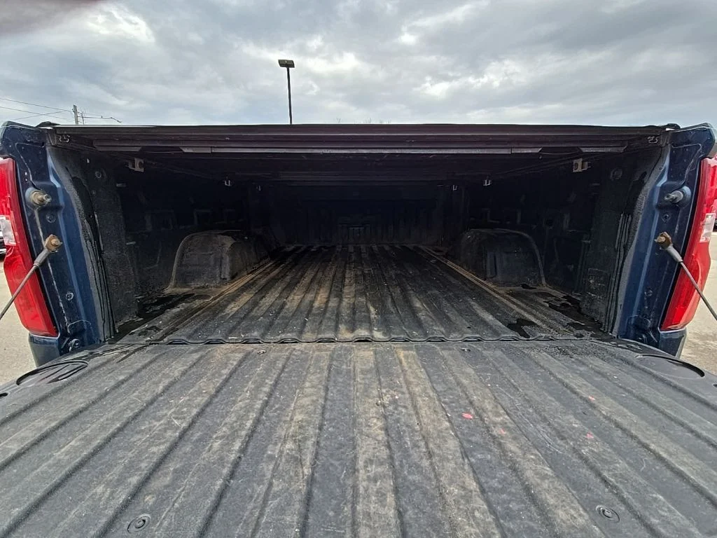 2019 Chevrolet Silverado 1500 RST - Photo 23