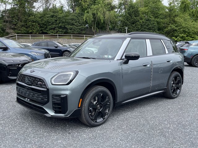 2027 MINI Countryman Iconic