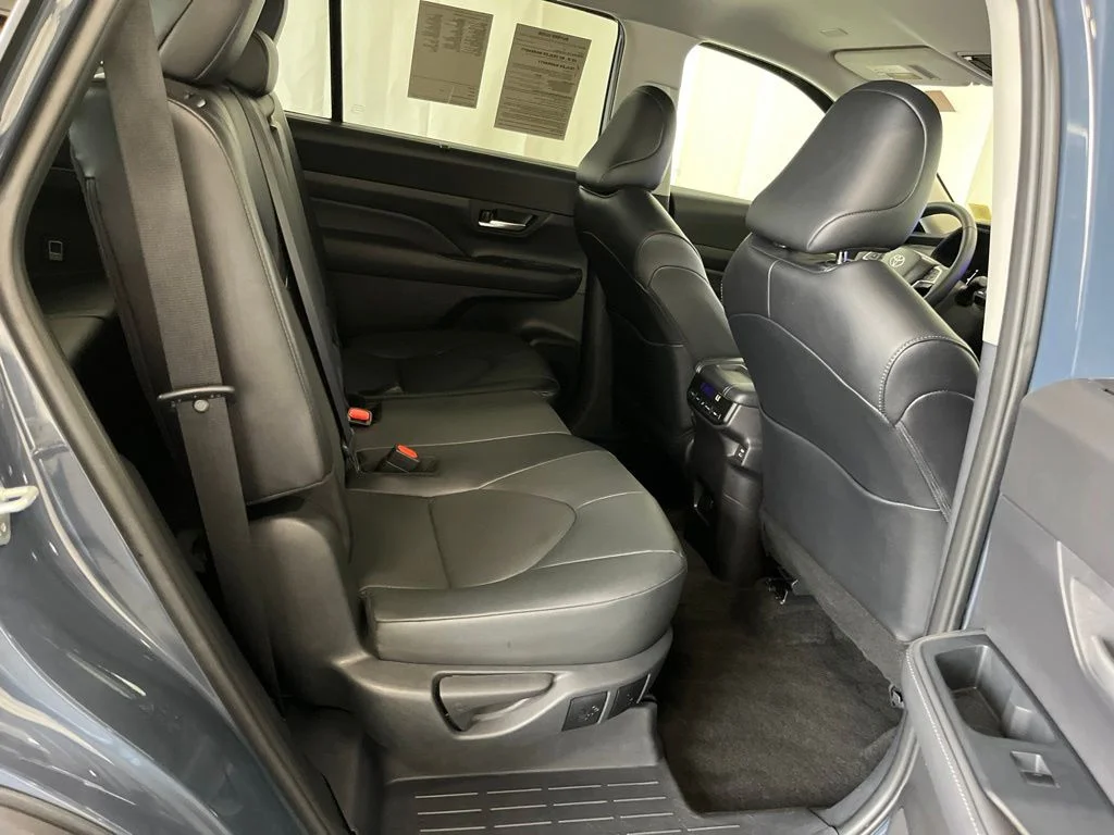 Used 2024 White Toyota XLE image 24