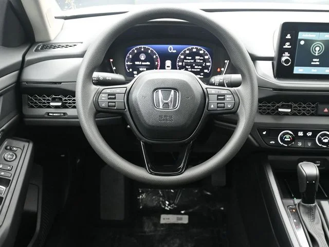 New 2026 Platinum White Pearl Honda SE image 29