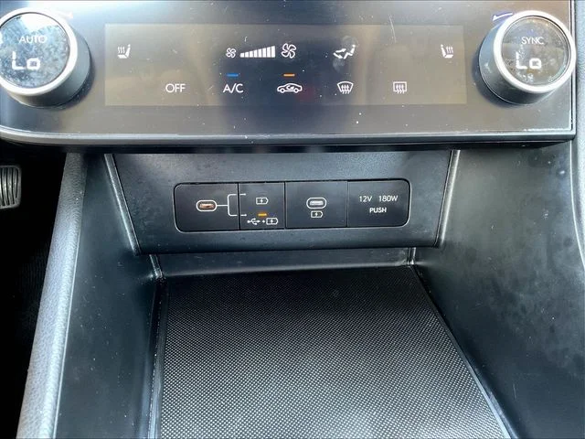 Used 2025 Blue Hyundai SEL image 18