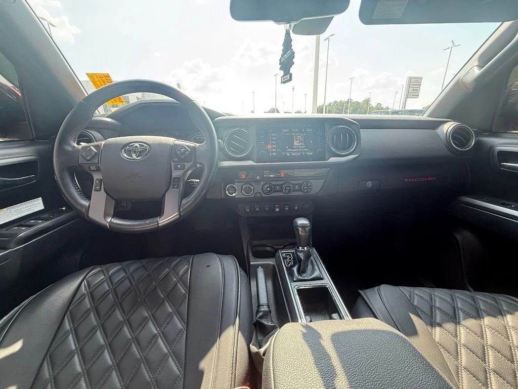 Used 2018 Red Toyota TRD Off-Road image 9