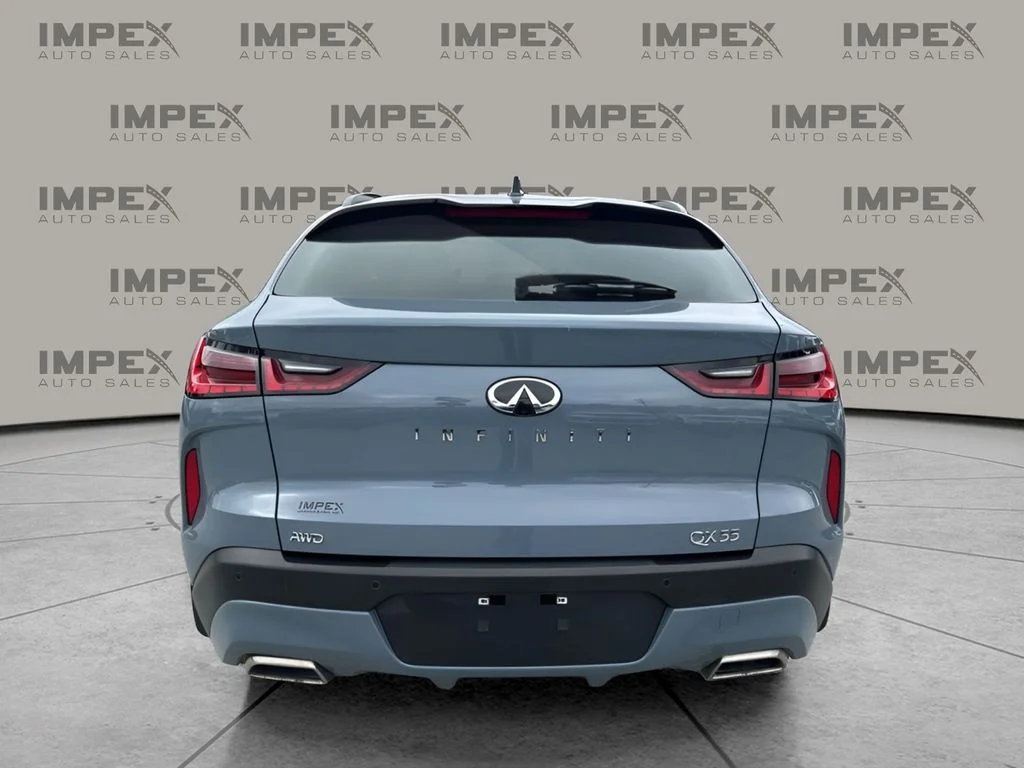 Used 2023 Gray INFINITI LUXE image 4