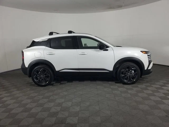 New 2026 Aspen White TriCoat Nissan SR image 3