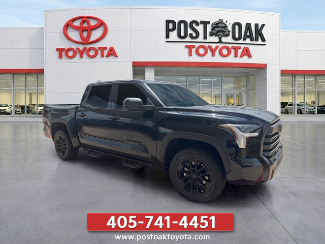2023 Toyota Tundra SR5 3.4L CrewMax 5.5' Bed's photo