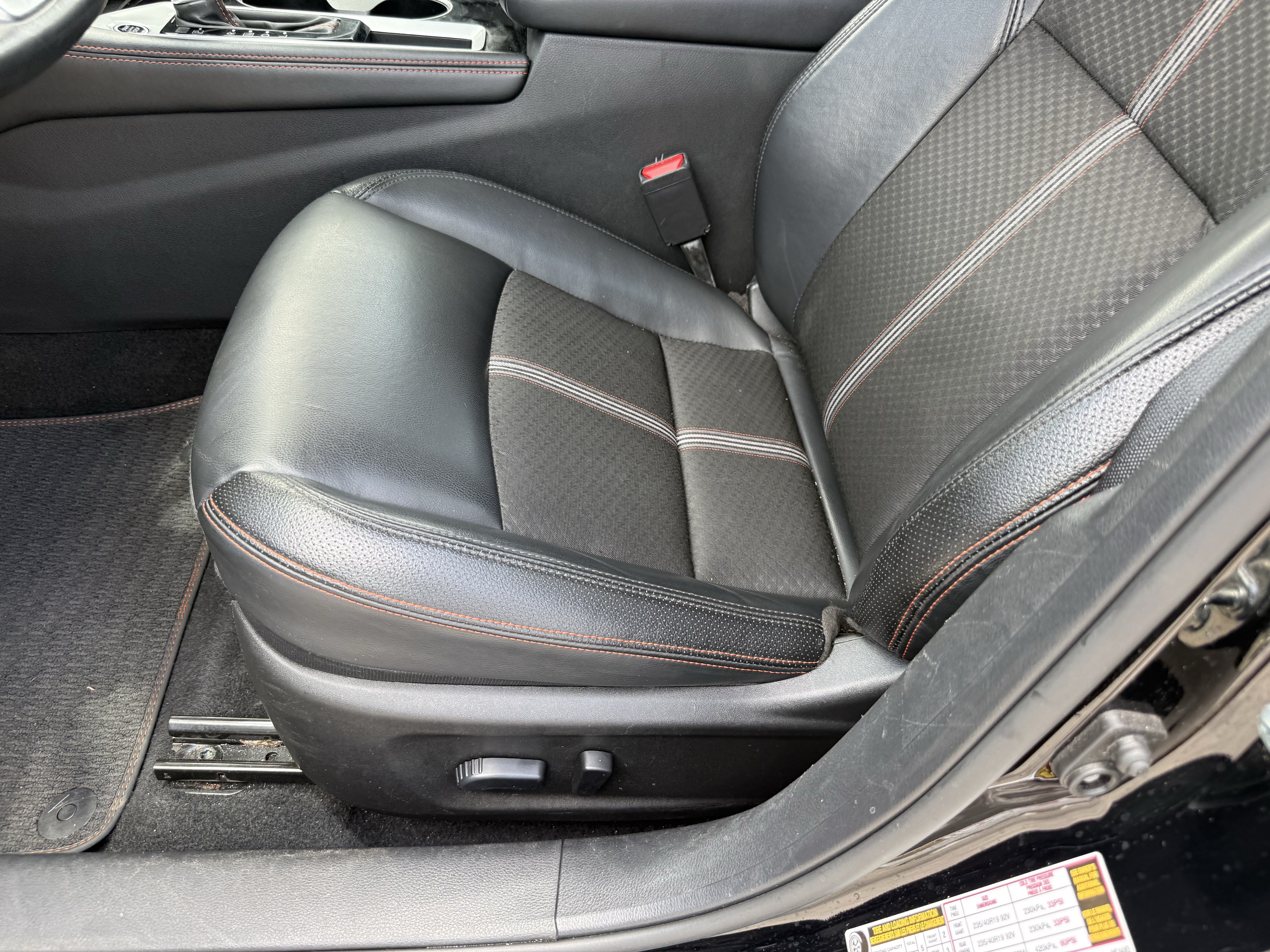 Used 2025 Super Black Nissan  image 27