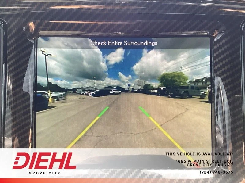 Used 2019 Gray Dodge SXT image 22