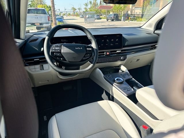 New 2026 Heritage Blue Kia EX image 22