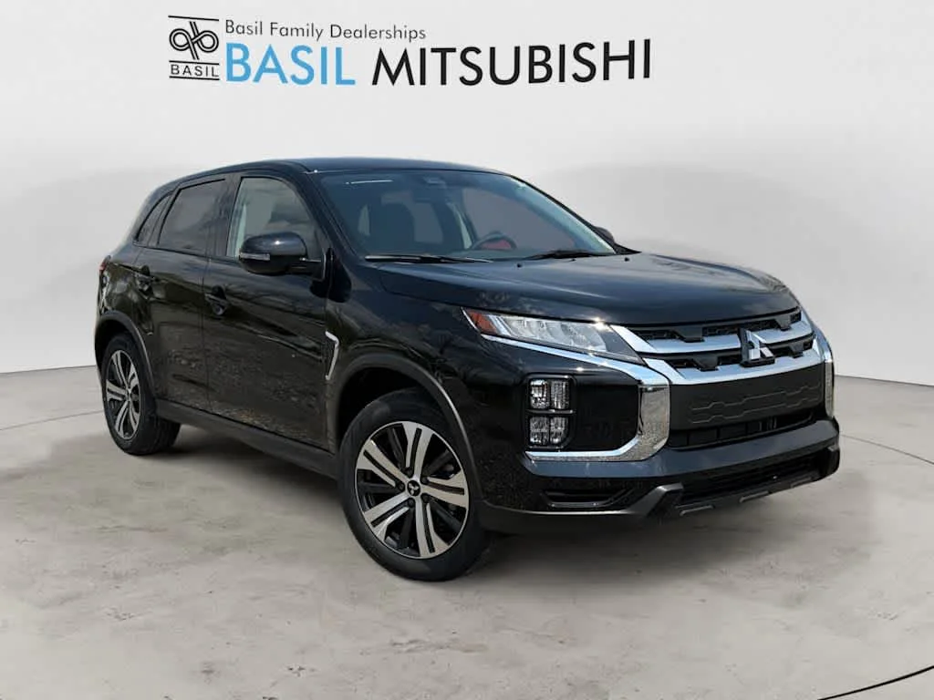 2027 Mitsubishi Outlander Sport SE