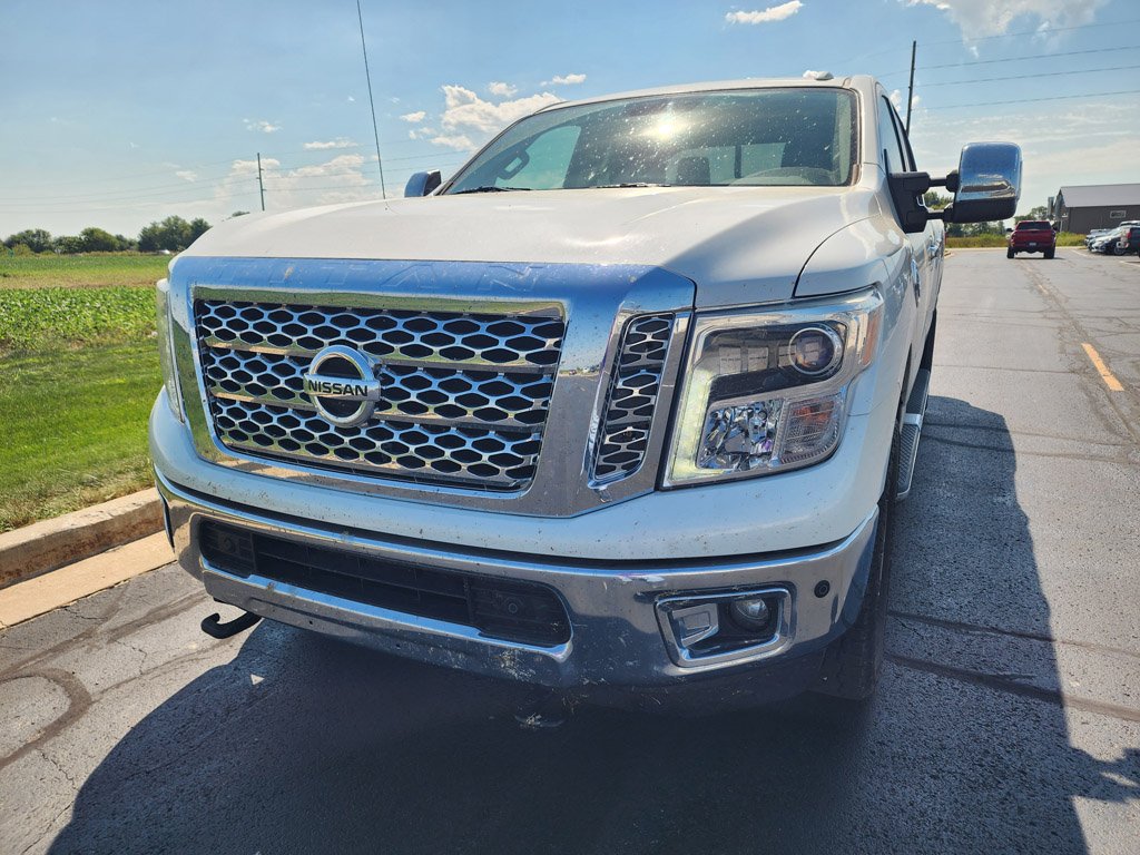 Used 2019 Pearl White Nissan SL image 2