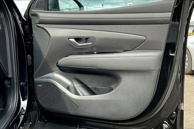 New 2025 Black Hyundai Limited image 25
